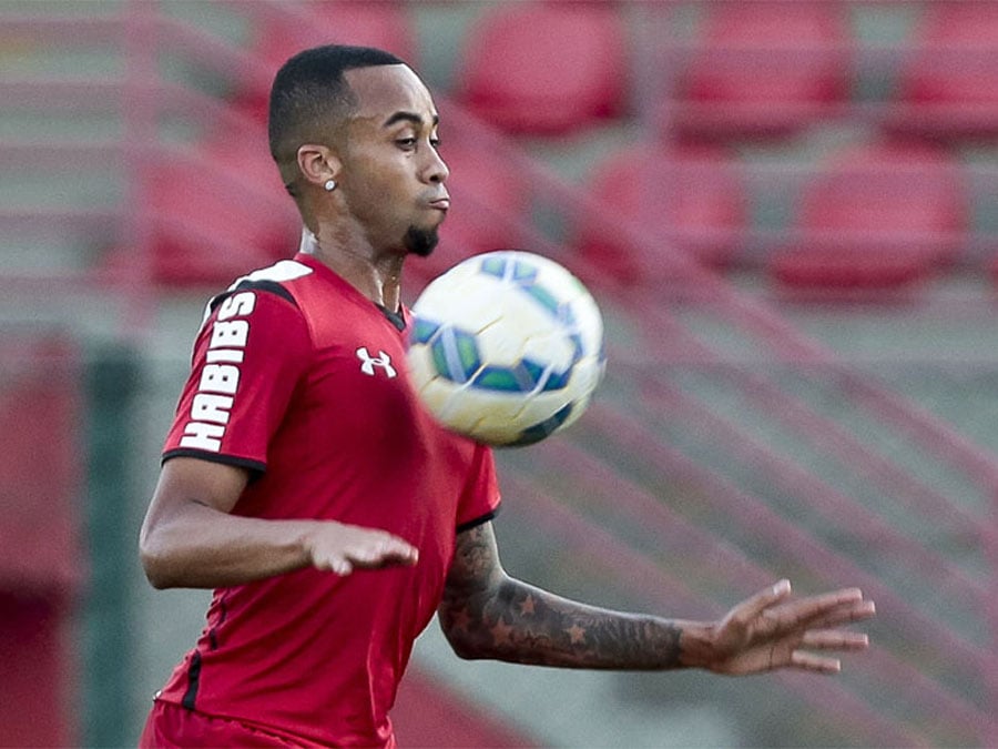 Volante Wesley Dias afirma que elenco do Sampaio Corrêa sabe da  responsabilidade da temporada - Lance!