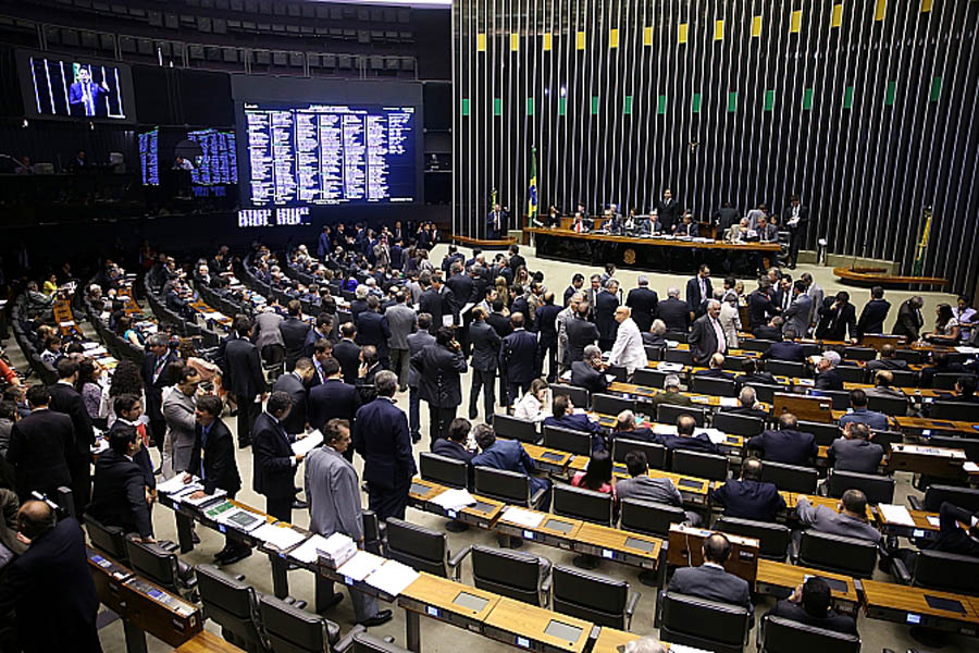 Brasília articula mudanças no Profut - Lance!