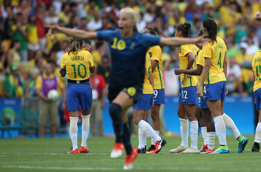 CAFÉ COM NOTÍCIAS: #Rio2016: Futebol feminino abre transmissão dos