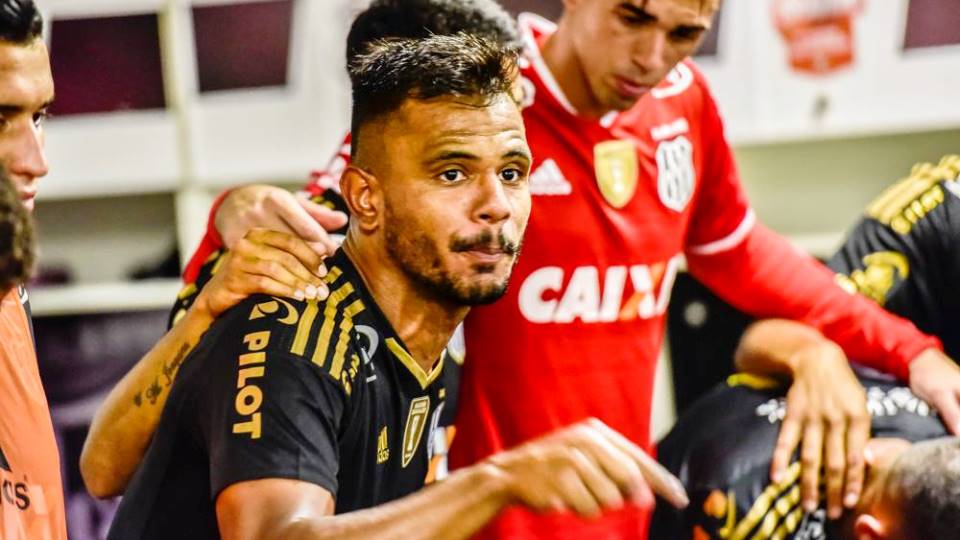 Rodrigo Caio deve jogar na Itália e Inter de Milão é opção mais