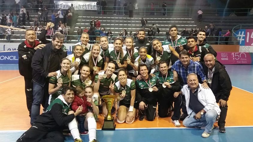 Sesi Vôlei Bauru e EC Pinheiros farão a final do Paulista Feminino