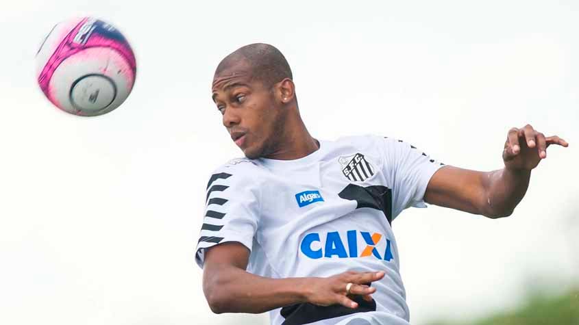 Bruno Henrique revela insegurança com óculos nos treinos em campo do Santos, santos