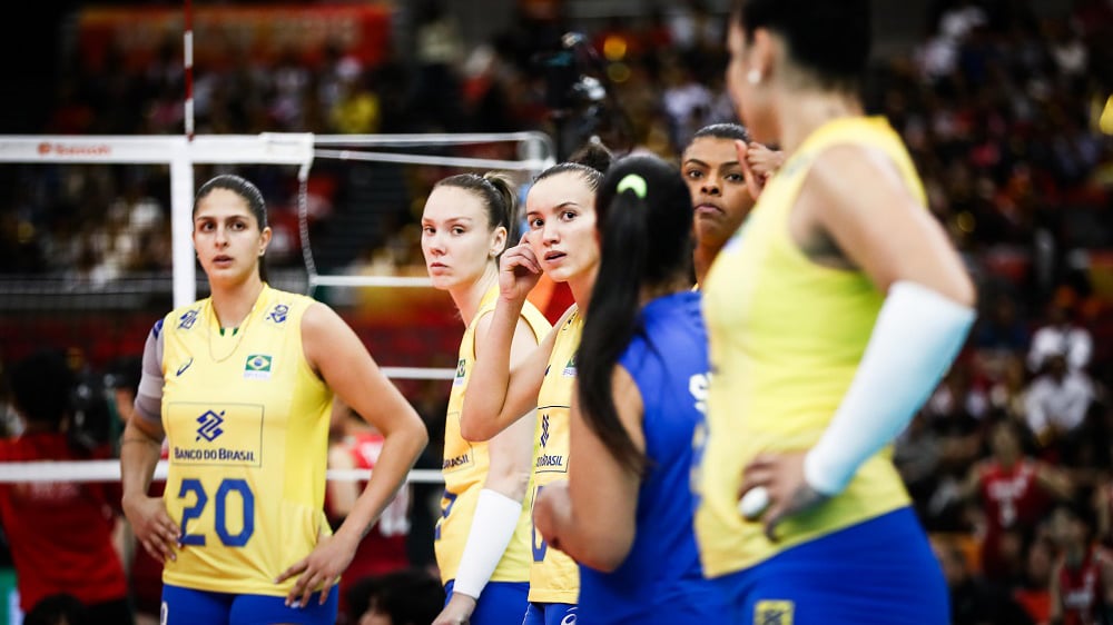 Brasil vence quarto jogo no vôlei feminino sem perder nenhum set