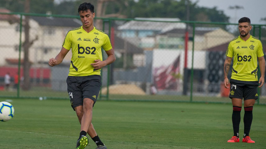 Reinier é liberado pelo STJD e reforça o Flamengo contra o Avaí em Brasília