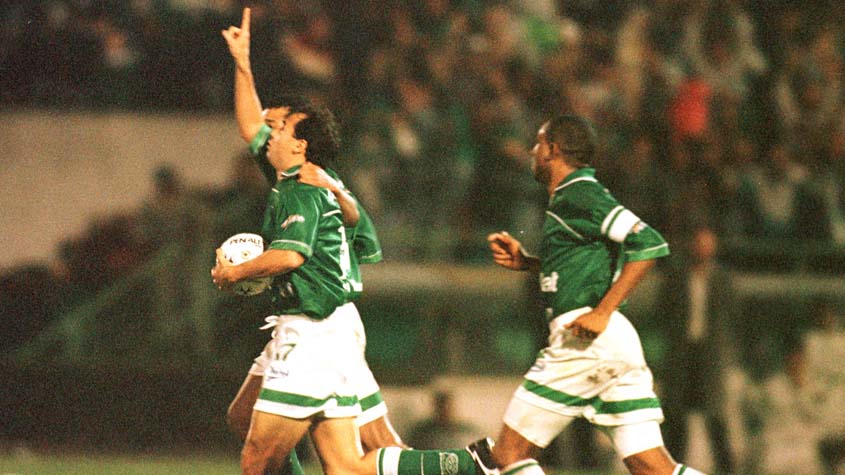 🟢⚪️ Há 16 anos (19/08/1998), o Nacional recebia o Palmeiras no Centen