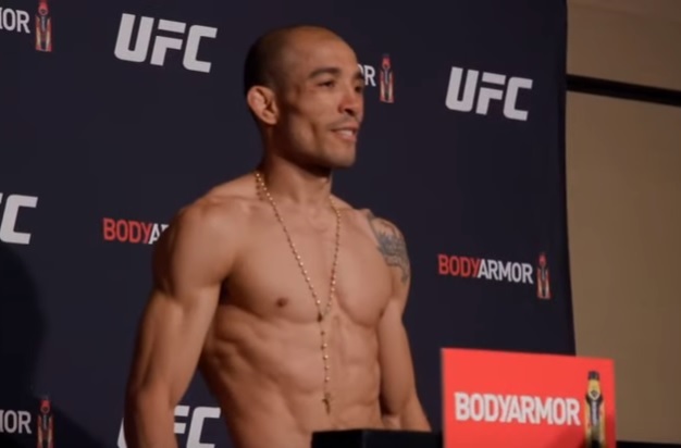 Campeão, Usman recebe bônus de US$ 50 mil por vitória no UFC 245