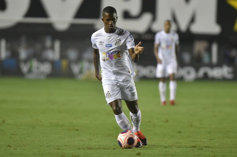 Renyer aguarda teste para ficar à disposição do Santos após cirurgia -  Gazeta Esportiva