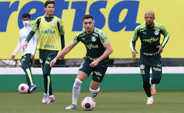 Palmeiras continua papo com Wesley Moraes e vê uma ajuda do