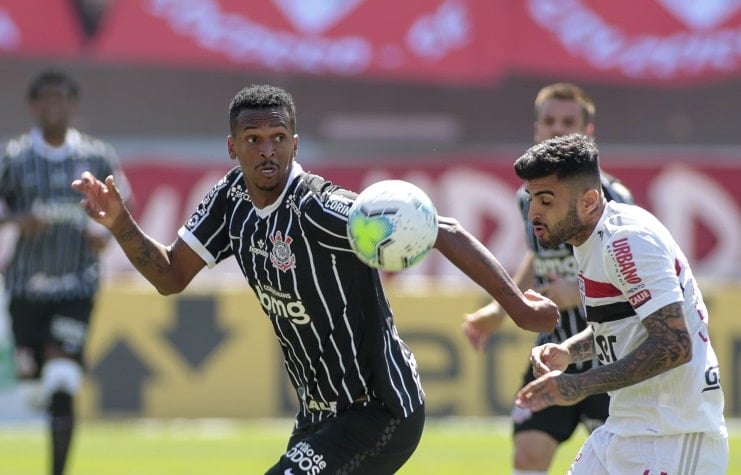 Felipe Andreoli é cortado ao vivo no Globo Esporte e se choca: No