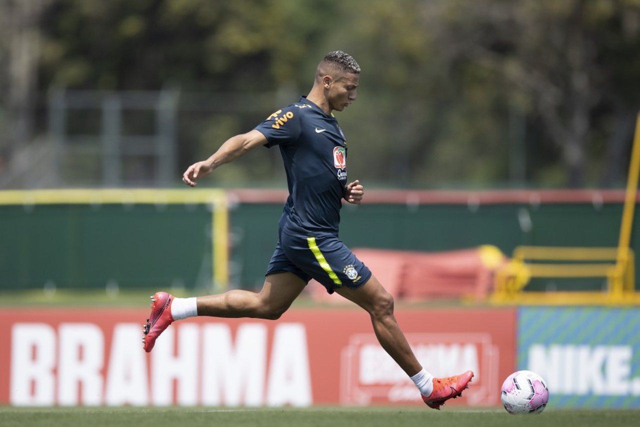 Saiba onde assistir Brasil e Bolívia pelas Eliminatórias - Lance!