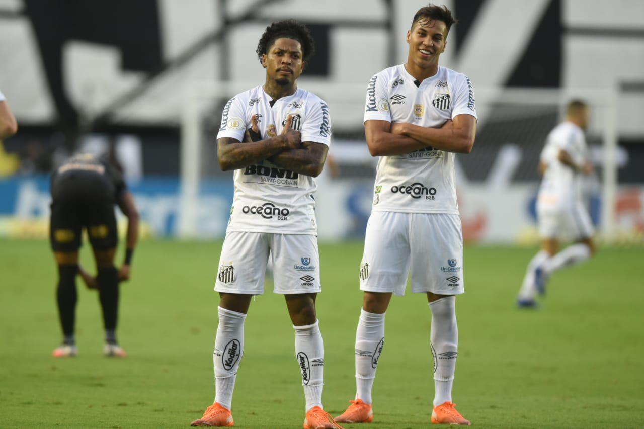 Neymar deseja sorte e pede ousadia e alegria ao Santos diante do