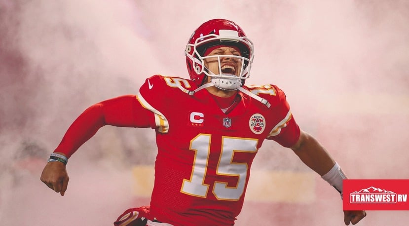 Maior jogador da história da NFL, Tom Brady enfrenta seu sucessor Patrick  Mahomes no Super Bowl LV