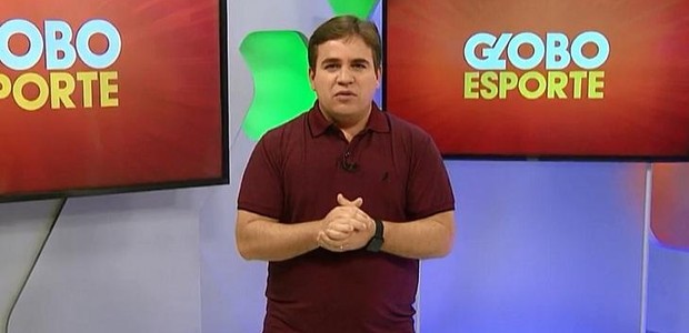 Apresentador chama reportagem, mas 'Globo Esporte RJ' sofre pane