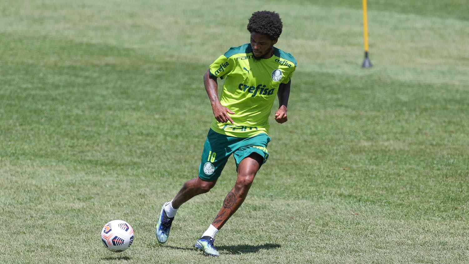 Volante Wesley Dias afirma que elenco do Sampaio Corrêa sabe da  responsabilidade da temporada - Lance!