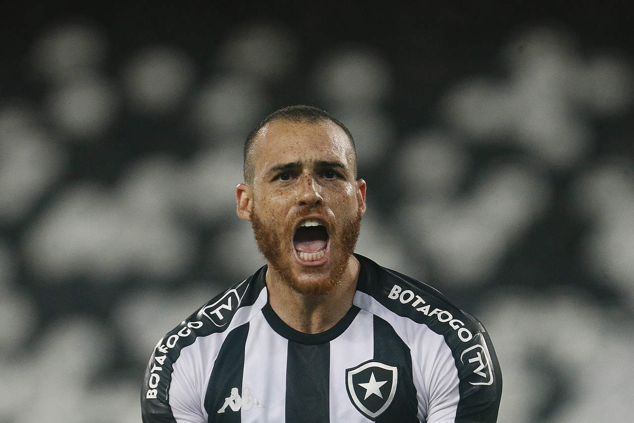 Souza, do Besiktas, revela sondagem recente do Botafogo e fala sobre  reestruturação do clube - Lance!