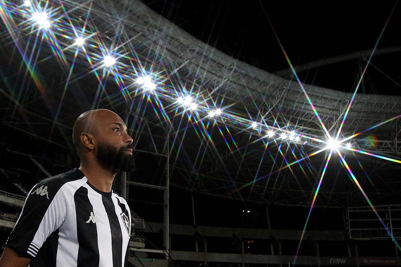 Warley elogia elenco do Botafogo e revela orientações de Chamusca