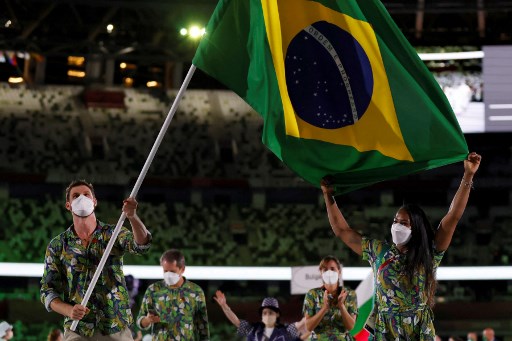 Por que a delegação da Zâmbia desfilou antes do Brasil? Entenda a lógica do  alfabeto japonês - Lance!