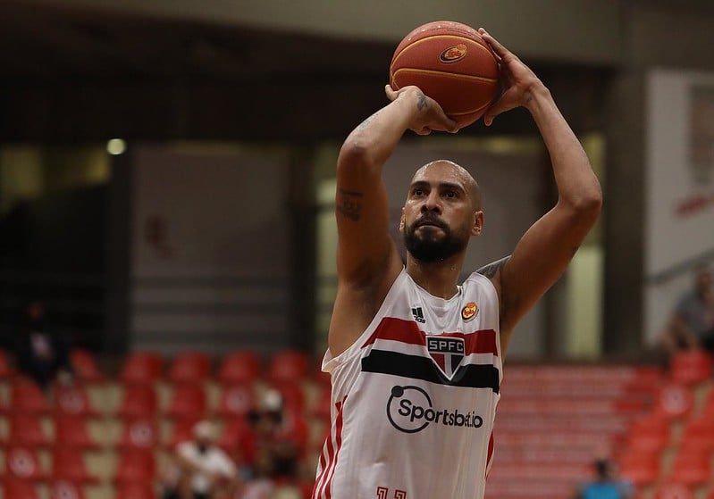 Basquete Tricolor é vice-campeão do NBB - SPFC