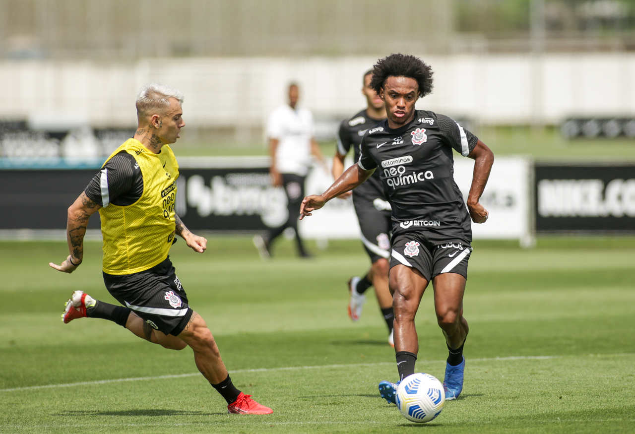 Corinthians chega a 300 jogos desde a reativação do futebol