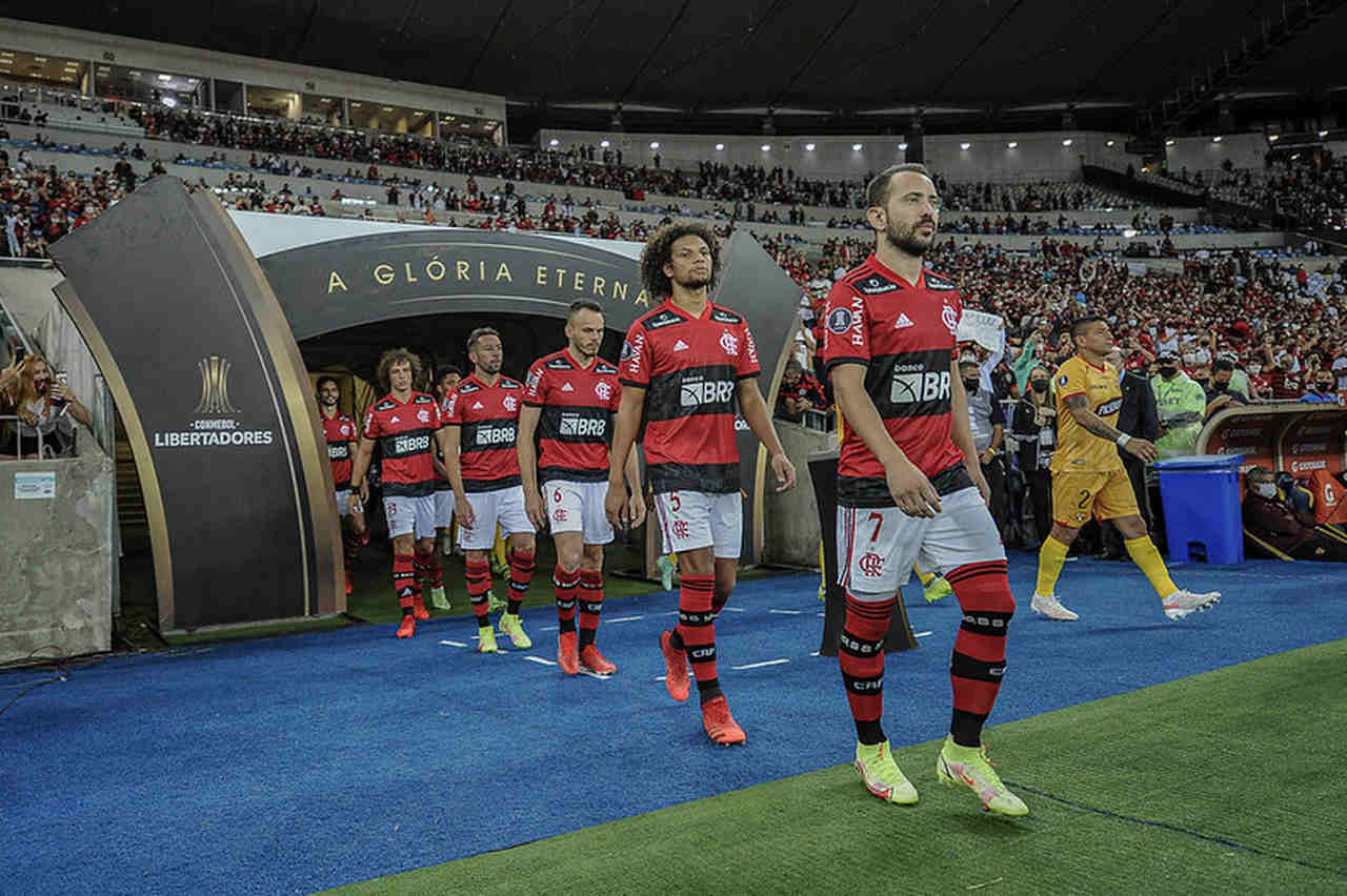 Nação abraça o Flamengo no último jogo no Rio de Janeiro antes da final da  Libertadores - Lance!