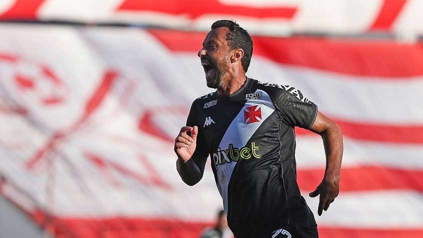 Fabio Azevedo 'surta' com gol de empate do Náutico sobre o Vasco e  viraliza; veja o vídeo