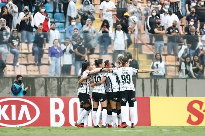 Corinthians goleia o São Paulo e é campeão do Paulistão Feminino - Lance!