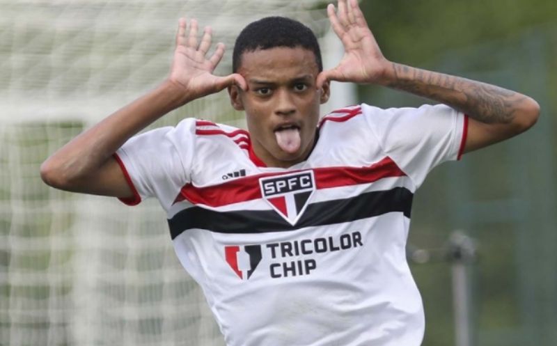 Destaque do São Paulo, Gláucia comemora classificação para a final do Campeonato  Paulista Feminino - Lance!