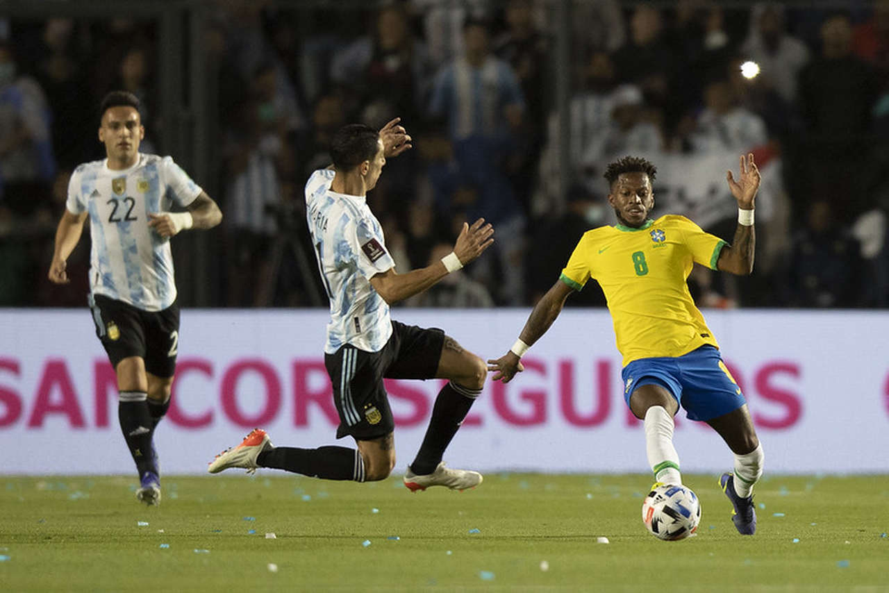 Argentina vence por 3 a 0 e elimina o Brasil da Copa do Mundo Sub-17