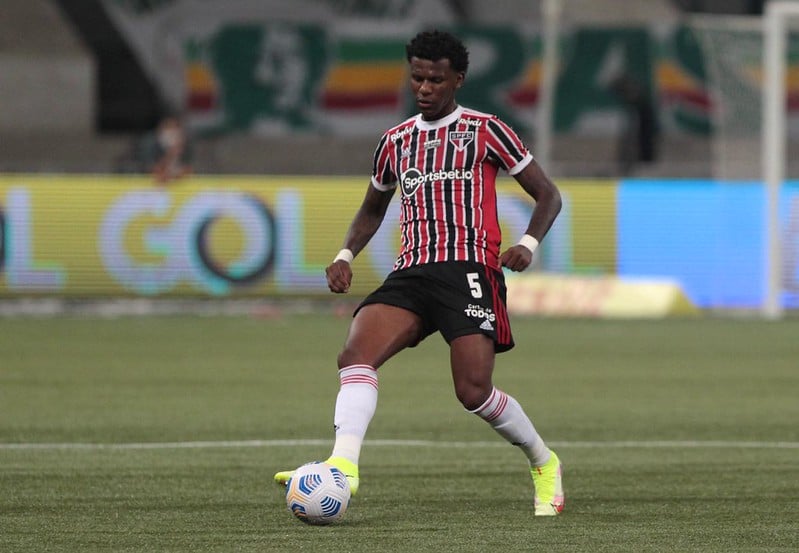 Com gol aos 45 do 2º tempo e recorde de público, Corinthians bate o São  Paulo e é campeão paulista feminino - Lance!