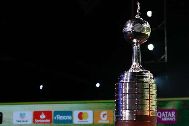 CONMEBOL Libertadores - 🧐⚽ Os resultados dos jogos de ida das oitavas da  #Libertadores! . 🤝 Na semana que vem tem mais! Apenas 8️⃣ seguirão na Copa!