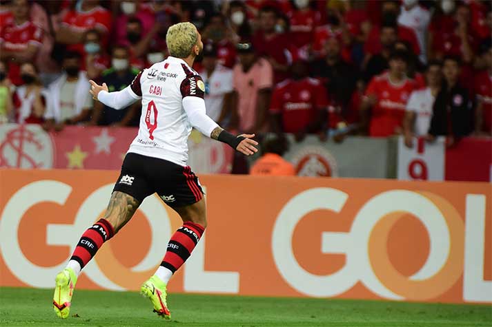 LANCE DO GOL DO FLAMENGO COM MARCAÇAO, GOL DE GABIGOL