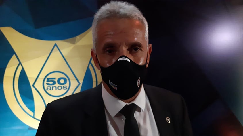 Episódio 5 de 'Acesso Total' mostra negociações do Botafogo com Navarro e  conversa ríspida com Cavalieri - FogãoNET