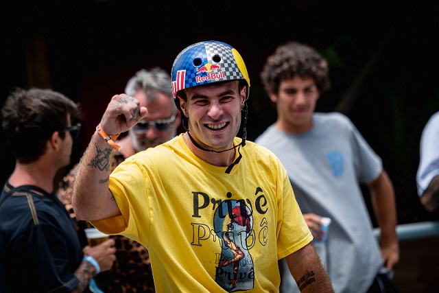 Conheça a dupla do skate park que é esperança de medalha do