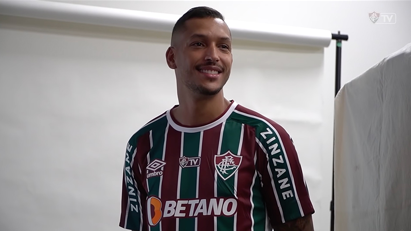 Keno, do Fluminense, resgata tranças e repete corte de quando venceu o Boca  Juniors, fluminense