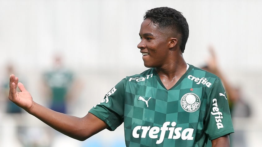 Endrick estabelece nova marca do Palmeiras na Copinha e promete raça em  todos os jogos