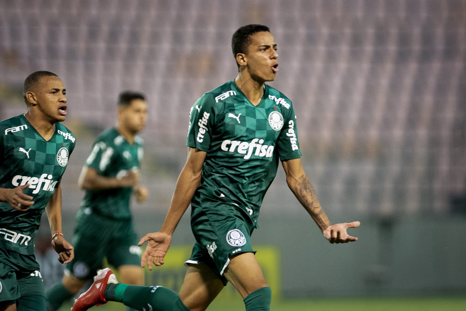 Agora o Palmeiras tem Copinha, Completando a jogada