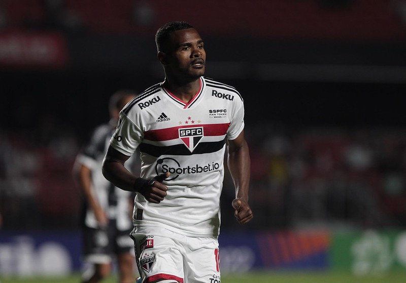 De virada, São Paulo goleia o São Bernardo e está na semifinal do  Campeonato Paulista