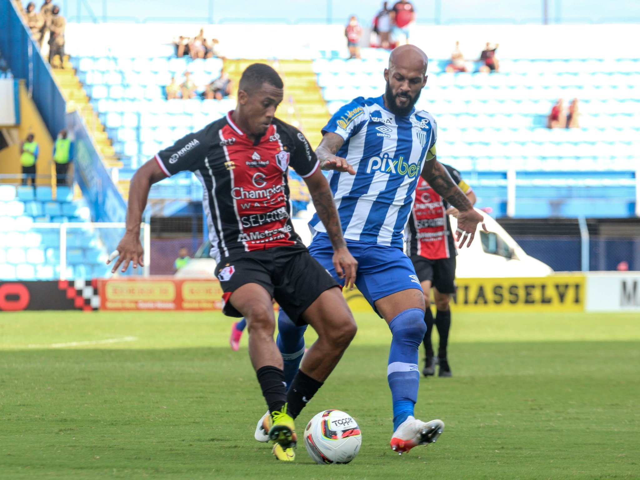 Wesley Dias assina com o Sampaio Corrêa e espera grande ano no clube