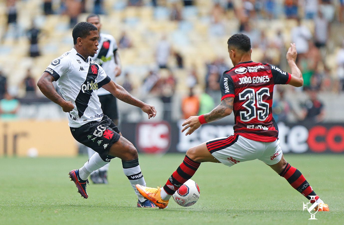 Jovem da base do Grêmio pede desculpas por erro em estreia contra