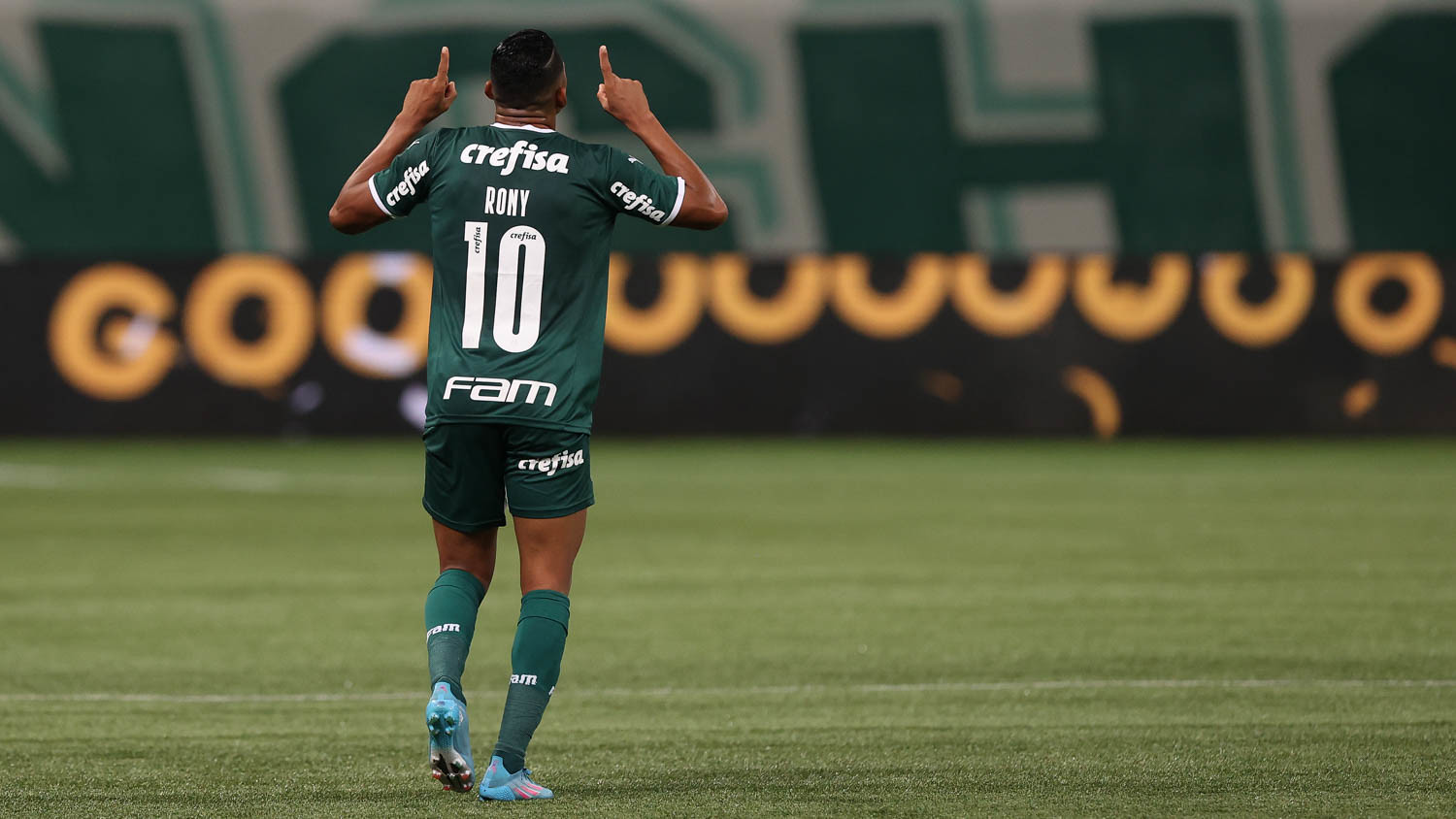 Endrick, do Palmeiras, entra em lista de jovens promessas do