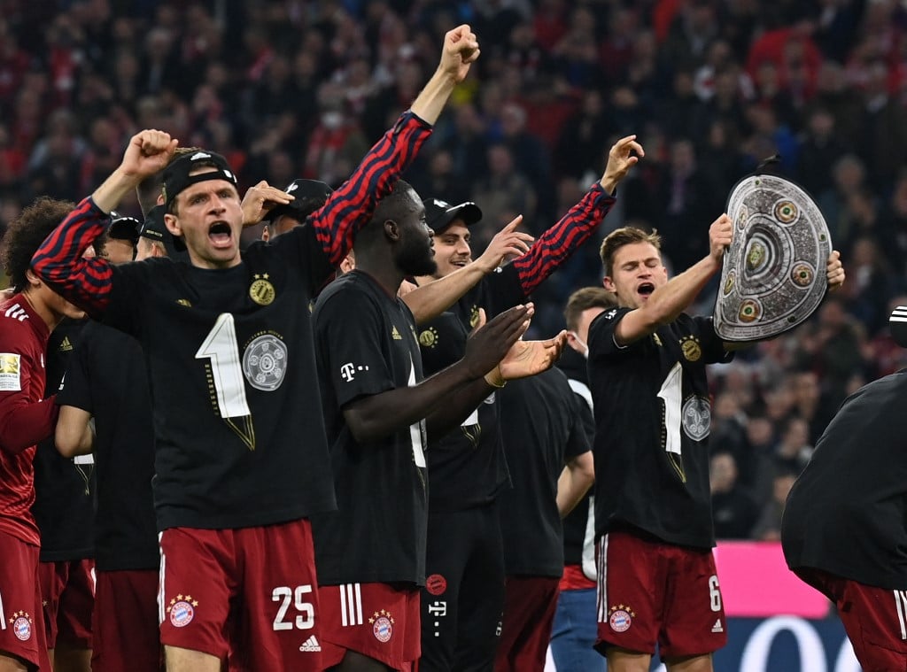 É deca! Bayern de Munique vence Borussia Dortmund e é campeão da Bundesliga  pela décima vez seguida - 23/04/2022 - UOL Esporte