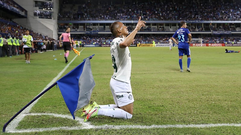 Marcos Rocha pode inaugurar nova leva de jogadores com 200 partidas pelo  Palmeiras; veja lista!