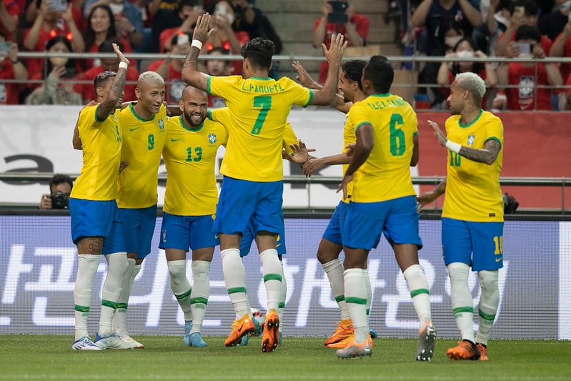 Seleção Brasileira estreia na Copa do Mundo com a amarelinha; veja os  demais jogos - NSC Total