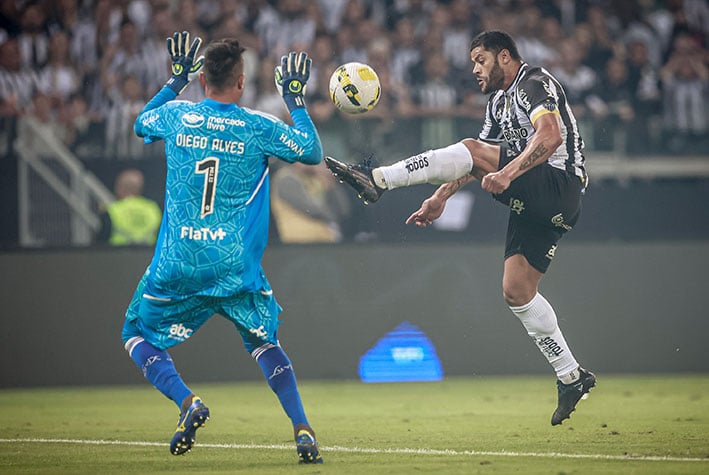 Diego Alves é baixa no Flamengo para jogo contra o Goiás - Sagres