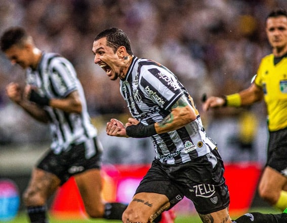 Eleito o craque do jogo, André comemora bom momento no Fluminense: Venho  em uma crescente - EXPLOSÃO TRICOLOR