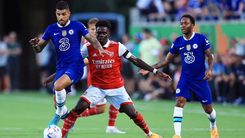 Clássico termina empatado, Chelsea sofre goleada, Arsenal alcança a  liderança Os resultados do dia na Premier League - Lance!