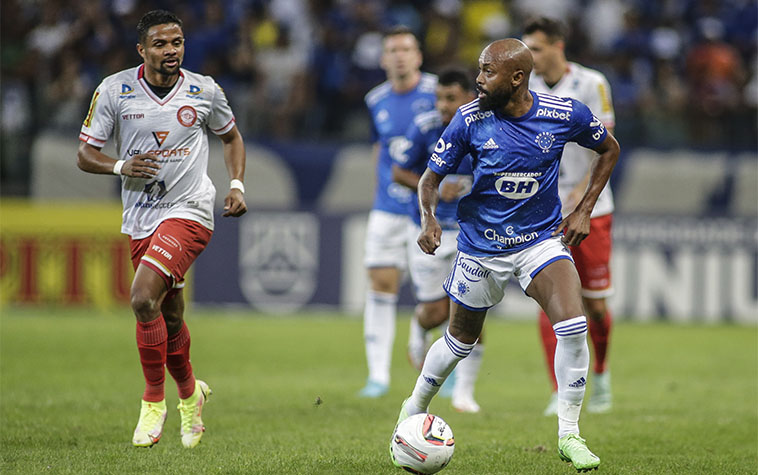 Cruzeiro: conheça Wesley Gasolina, lateral-direito que negocia com o clube  - Superesportes