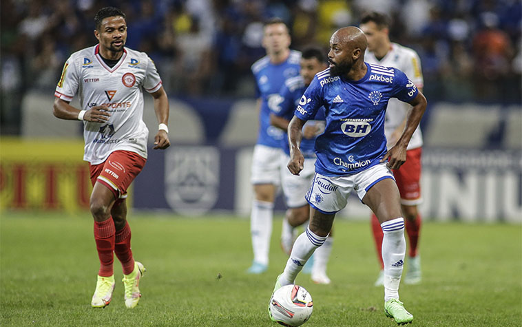 Oficial! Cruzeiro anuncia a contratação de Wesley Gasolina, lateral da  Juventus