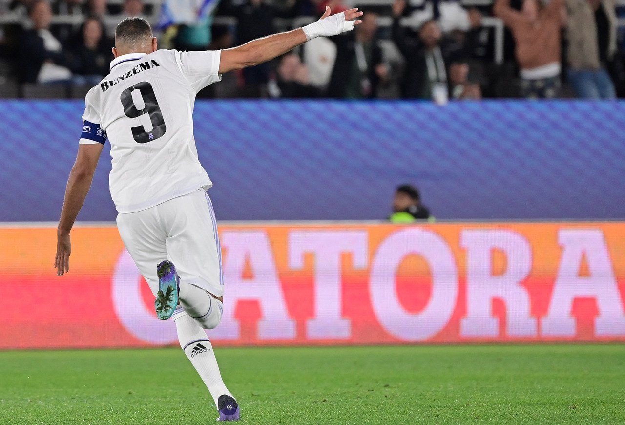 Após bater o Eintracht Frankfurt por 2x0, Real Madrid alcança status de  maior campeão da Champions e Supercopa