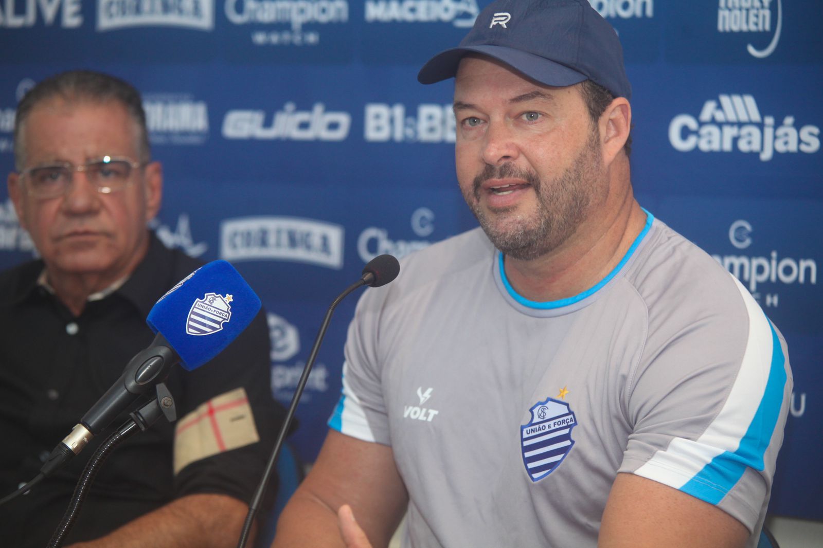 Feras estrangeiras reforçam a Série B do futebol a partir de domingo — CBDV